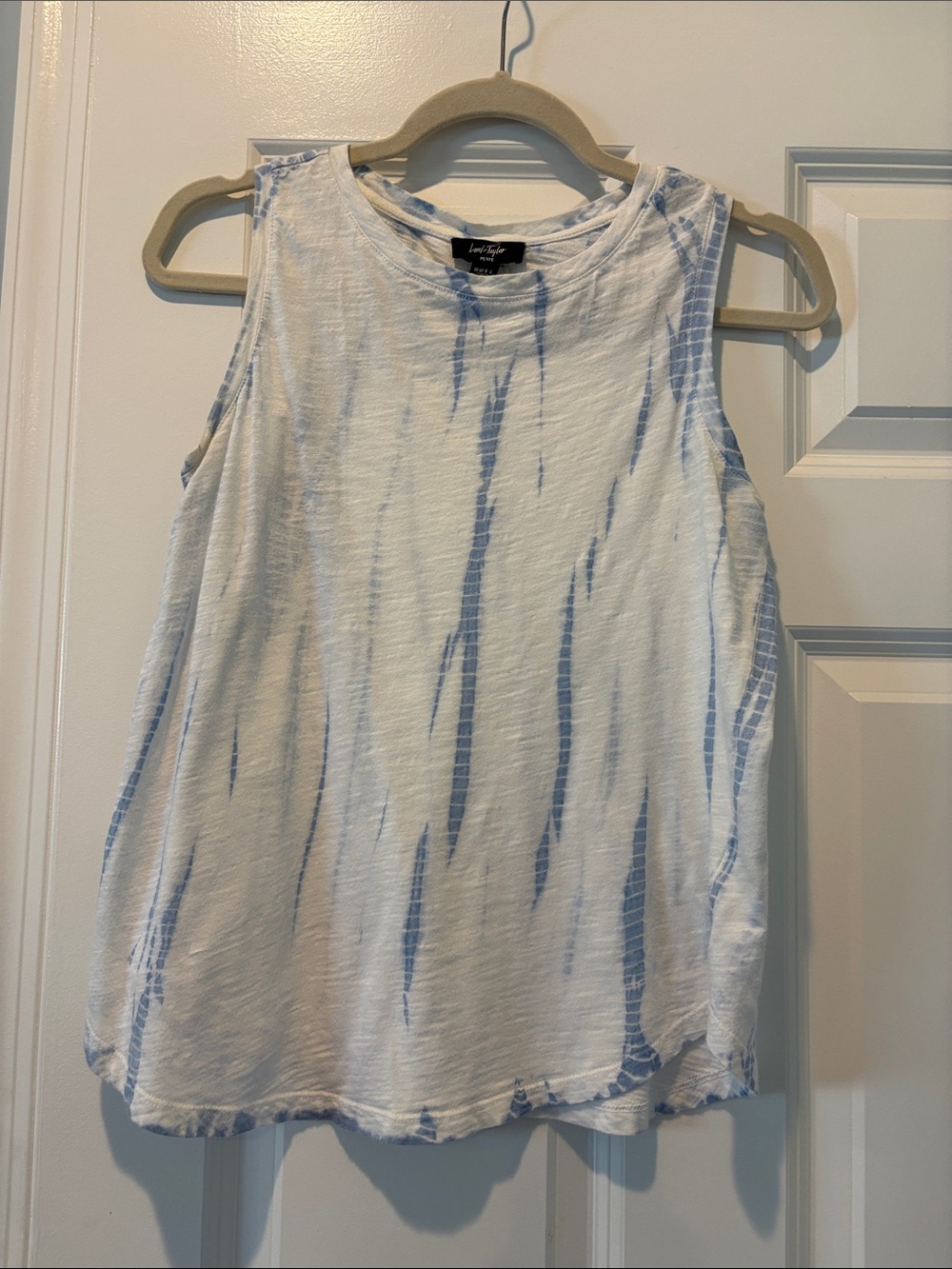 Lord & Taylor White Tank Top with Light Blue Tie-Dye Streaks